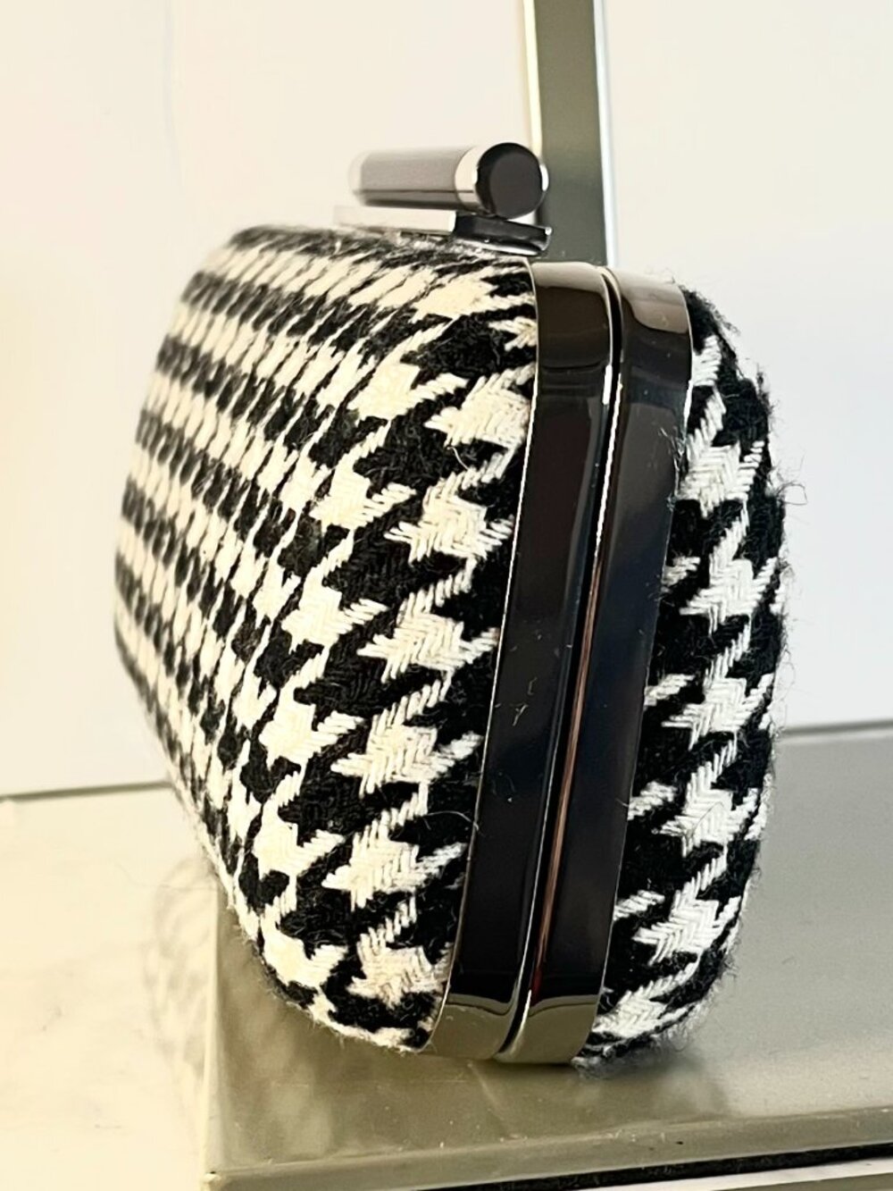 NWT 🖤 Kate Landry Houndstooth Evening Clutch – Classic Black & White Elegance - Picture 7 of 16